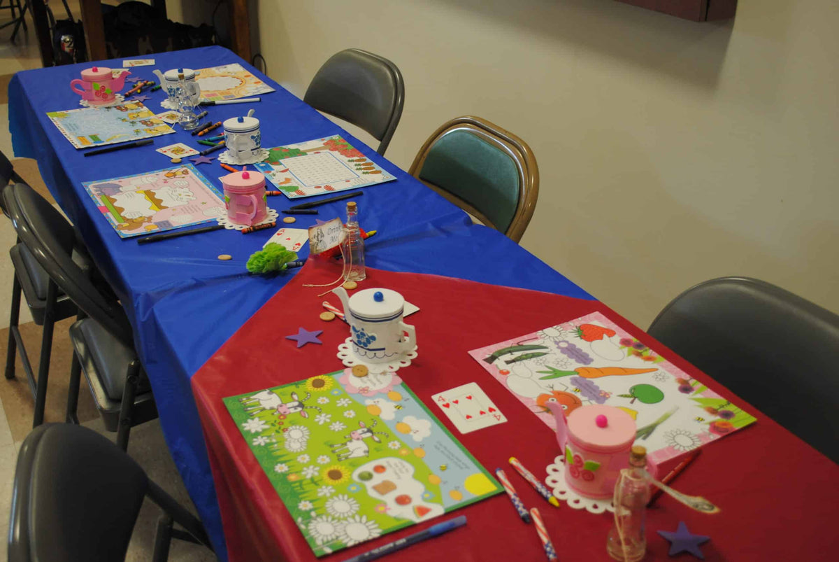10 Fun Activities and Games to Plan a Tea Party with Your Girls