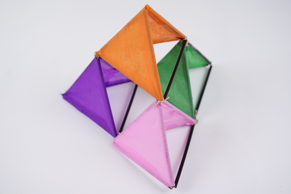 Tetrahedron Kite