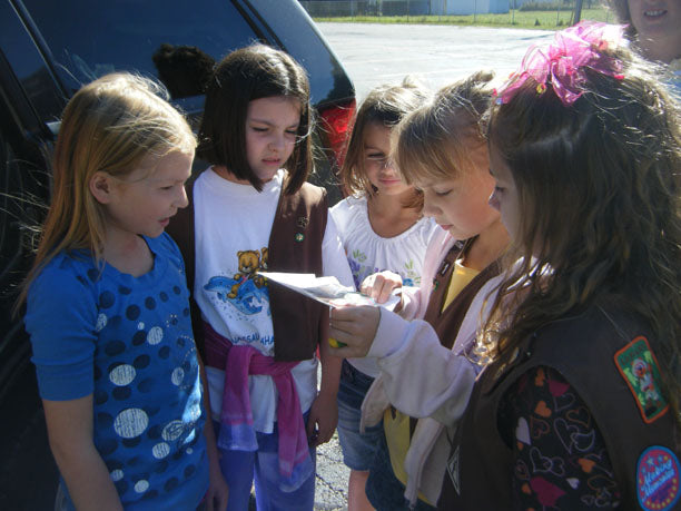 7 Ways to Build a Sense of Community in Your Girl Scout Troop